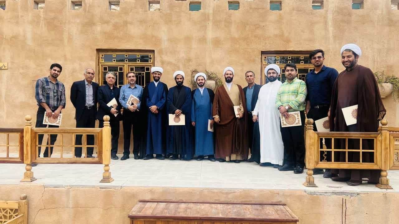 مراسم تقدیر از معلمان